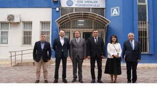 Ege Meslek Yüksekokulunda Üniversite-Sanayi İş Birliği Toplantısı Gerçekleştirildi