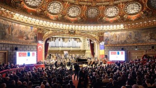 İstanbul Devlet Senfoni Orkestrası Cumhuriyetin 102. yıl coşkusunu Romanyada yaşattı