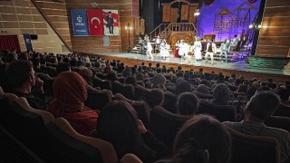 Şehir Tiyatroları, perdeyi Gebzeye taşıdı