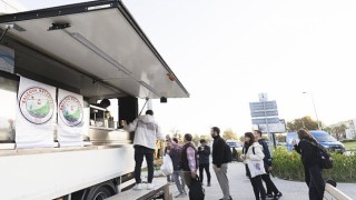 Soğuk Havaların Gönül Isıtan Dokunuşu: Metro Durağında Çorba İkramı