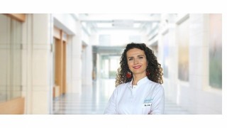 Ağız kokusuna yol açan 6 neden