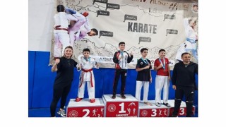 Aliağalı Karatecilerden Denizli de Büyük Başarı