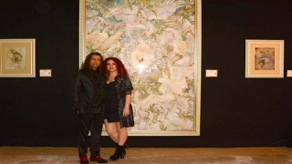 Aşkın ateşiyle, sanata dönen kumaşlar: &#39;Chaleshe Simurgh&#39; ve &#39;IT&#39;S ME&#39; İstanbul&#39;da ilk kez sergilendi