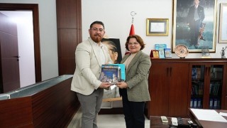 Aydın Büyükşehir Gazeteciler Cemiyeti Yönetimi, Başkan Hatice Gençayı Ziyaret Etti