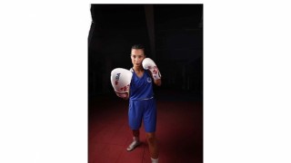 Ayşen, Riyadda şanlı bayrağımızı göndere çekti