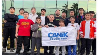 Canikli Sporculardan Şampiyonaya Damga