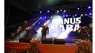 Menderes Mandalina Festivali ile Coştu