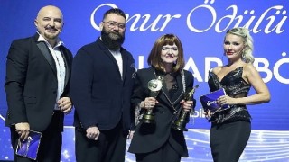 MESAM ödül töreni ünlüleri buluşturdu