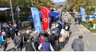 Sultanhisarlı Vatandaşlardan Başkan Çerçioğluna Fide Teşekkürü