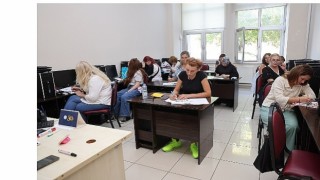 Yabancı dil KO-MEKle öğreniliyor