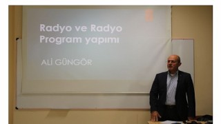 Yapımcı Güngör, Egeli öğrencilere program yapım sürecini anlattı
