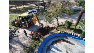 Bayrampaşada parklar bir bir yenileniyor