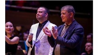 İzmirliler iki ustanın anısına AASSMde buluştu