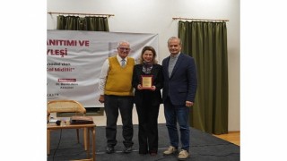 Kemal Anadoldan “Hoşça Kal Midilli” Ayvalıkta Tanıtıldı