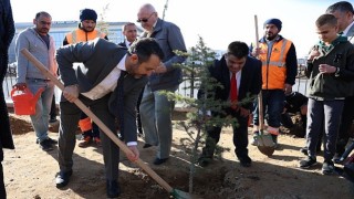 Konya Büyükşehir Özel Öğrenciler Fidan Dikim Etkinliği Düzenledi