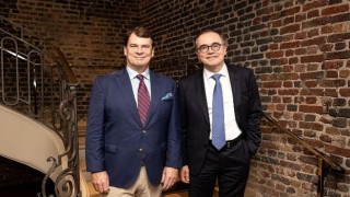 Renault Group ve Ford, Avrupada binek ve ticari araçlar için iki uygun fiyatlı elektrikli otomobille başlayan stratejik bir ortaklık kurdu