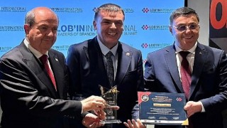 TÜMKİADa Oxfordda Yılın STK Ödülü