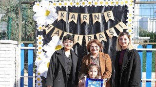 Deniz Yıldızları Kreş ve Gündüz Bakımevinde Karne Sevinci