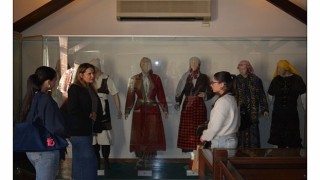 Ege Üniversitesi Etnografya Müzesi sanatseverleri bekliyor