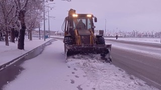 Karaman Belediyesi nden Kar Çalışması