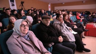 Minik Öğrenciler Keçiören Belediyesinde Bilimi Sahneye Taşıdı