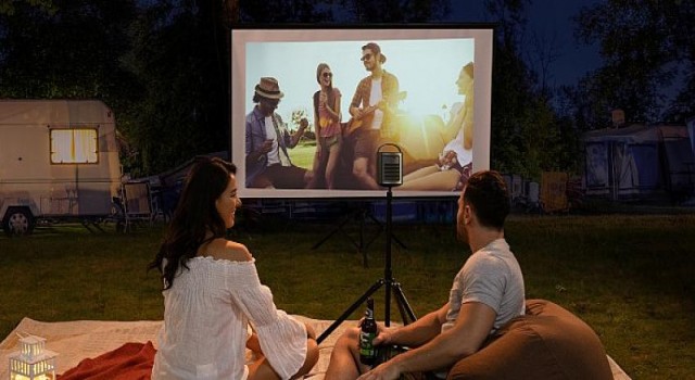 Anker Nebula Çok Yönlü Akıllı Projeksiyonları Euro 2020’yi Nereye İstersek Oraya Getiriyor!