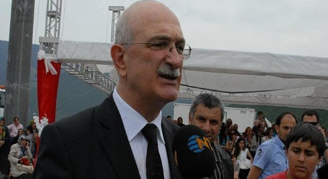 CHP Artvin İl Başkanı Ahmet Biber, Ramazan Bayramı nedeniyle bir mesaj yayınladı.