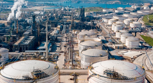 Ege’nin en büyük sanayi kuruluşları listesinde ilk sırada STAR Rafineri yer alırken Petkim üçüncü oldu