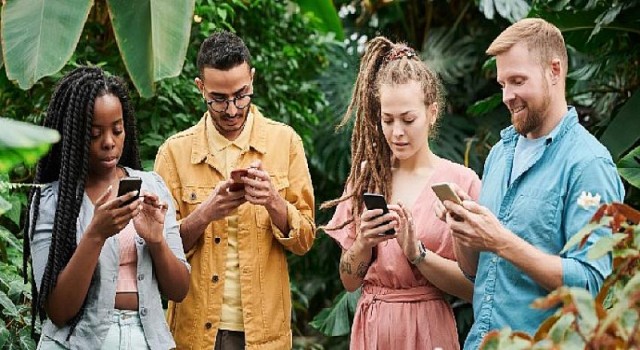 2020’de Alışveriş için Mobil E-Ticaret Uygulamalarını 44 daha fazla kullandık.