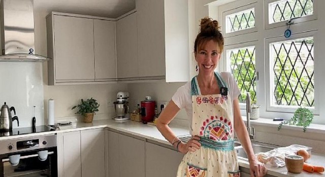 İnci Türkay kendi YouTube Kanalından Yayına Başladı