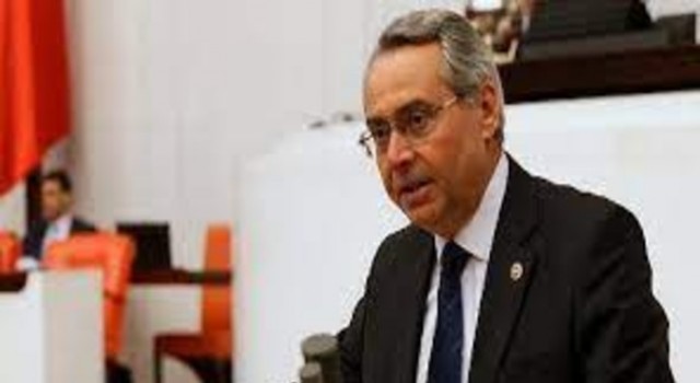 Milletvekili Rafet Zeybek yargı paketlerinin ülkede adalet dağıtılamadığının itirafı