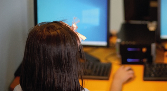 Pronet’ten 260 çocuğa bilgisayar desteği