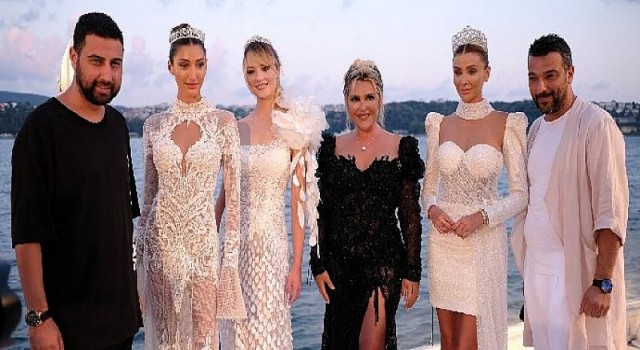 Selin Ciğerci’den siyah gelinlikli sürpriz