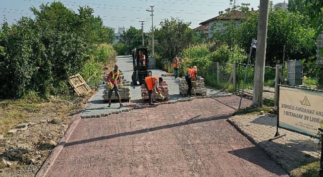 Irmakta sokak parke yol çalışmaları başladı