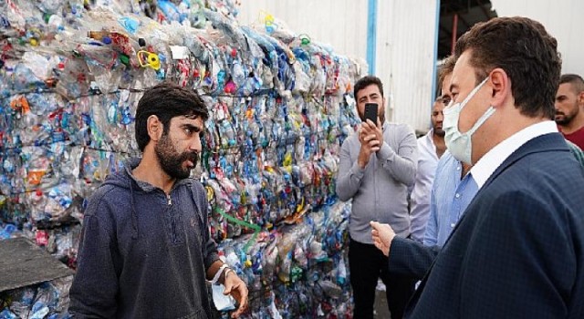 Babacan’dan geri dönüşüm atık toplayıcılarına: ‘Meseleyi iyi anladık, dersimizi iyi çalışacağız’