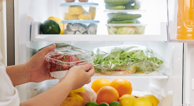 Gıdaları buzdolabında doğru şekilde saklayın, israfı önleyin