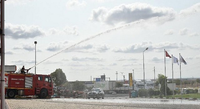 İtfaiyecilerden Gerenli’ye su takı sürprizi