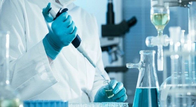 Kimyasallarla çalışma durumunda iş güvenliği nasıl sağlanır?