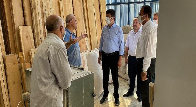 Milletvekili Tutdere, zor günler geçiren mobilya sektörüne Kahta’da kulak verdi