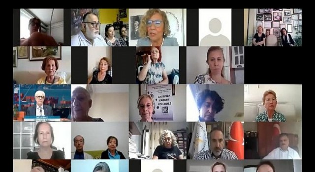 Tülay Aktaş İzmir’in Gönüllüleri Ödüllerinin ikisi İhracatın Duayenlerinin oldu