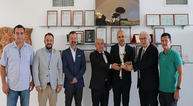 Zeytin ve zeytinyağı ihracatının liderleri ödüllerine kavuştu