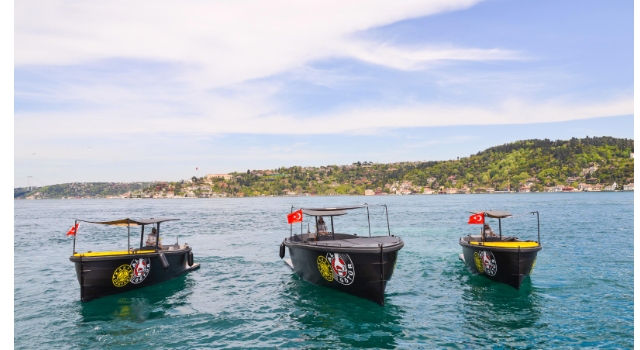 Bu Yaz Denizin Üzerinde 5 Ton Dondurma, 5.5 Bin Litre Kahve Tüketildi