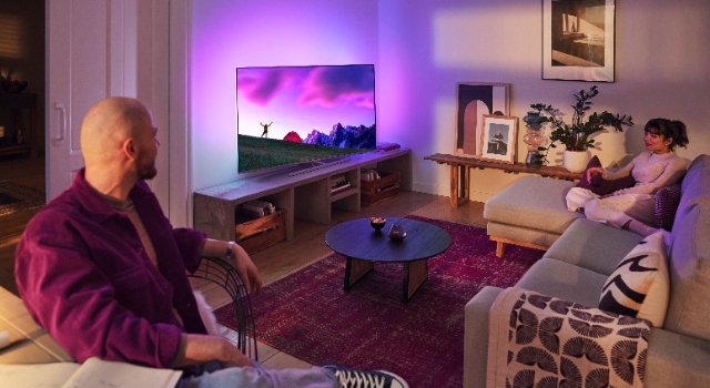 Philips TV, F1 Türkiye GP keyfini evde çıkarmak isteyenlere 8506 Performans Serisi “The One” ı sunar