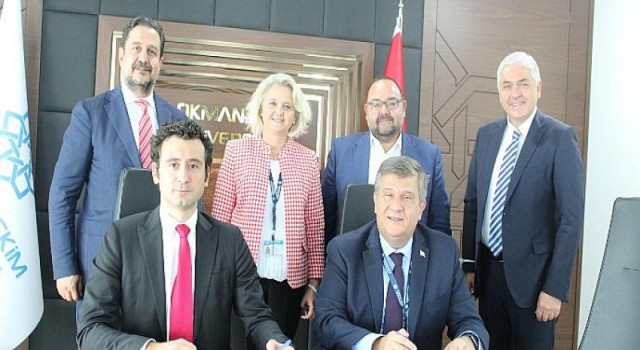 TRPharm ve Lokman Hekim Üniversite’sinden akademik iş birliği: 2 kurum nadir hastalıkların tedavisi için güçlerini birleştirdi