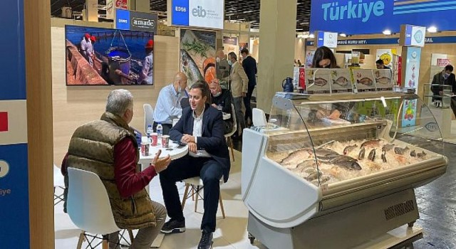 Türk su ürünleri ve hayvansal mamuller sektörü ihracatta 3,5 milyar dolara koşuyor