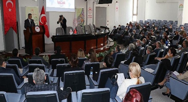 “Türkiye Organik Tarım Sektörü” İzmir’de Masaya Yatırıldı