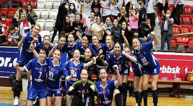 İzmir Büyükşehir Belediyesi tur için sahaya çıkıyor