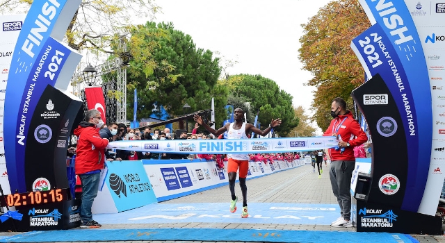 NN Koşu Takımı Sporcusu Victor Kiplangat İstanbul Maratonu’nun şampiyonu oldu