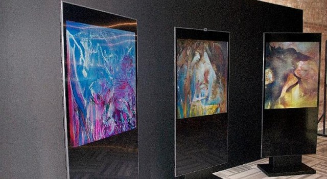 “Yarının Dünyasına İvmeyle” karma sergisi açıldı