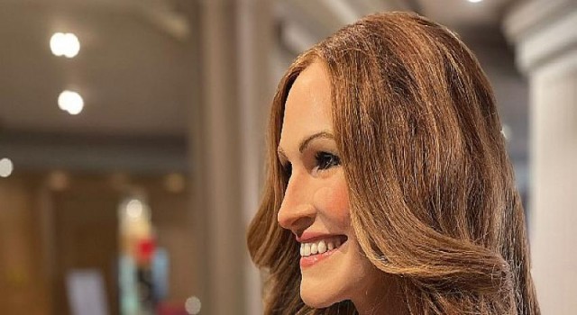 Hollywood’un “Özel Kadın”ı Julia Roberts Balmumu Figürüyle Grand Hyatt İstanbul’da